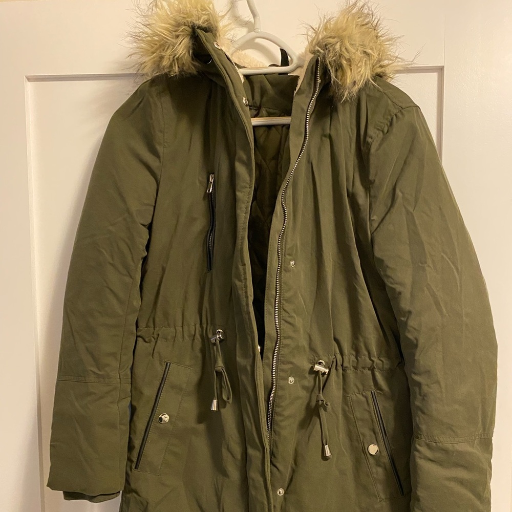 H&M Khaki Parka Coat 💚